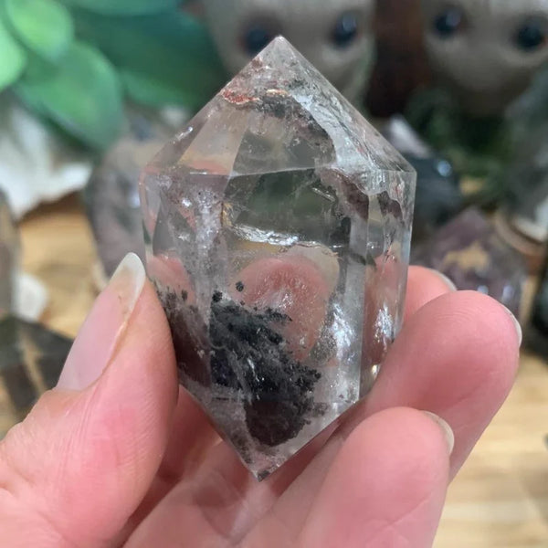 Phantom Quartz Meaning And Spiritual Properties