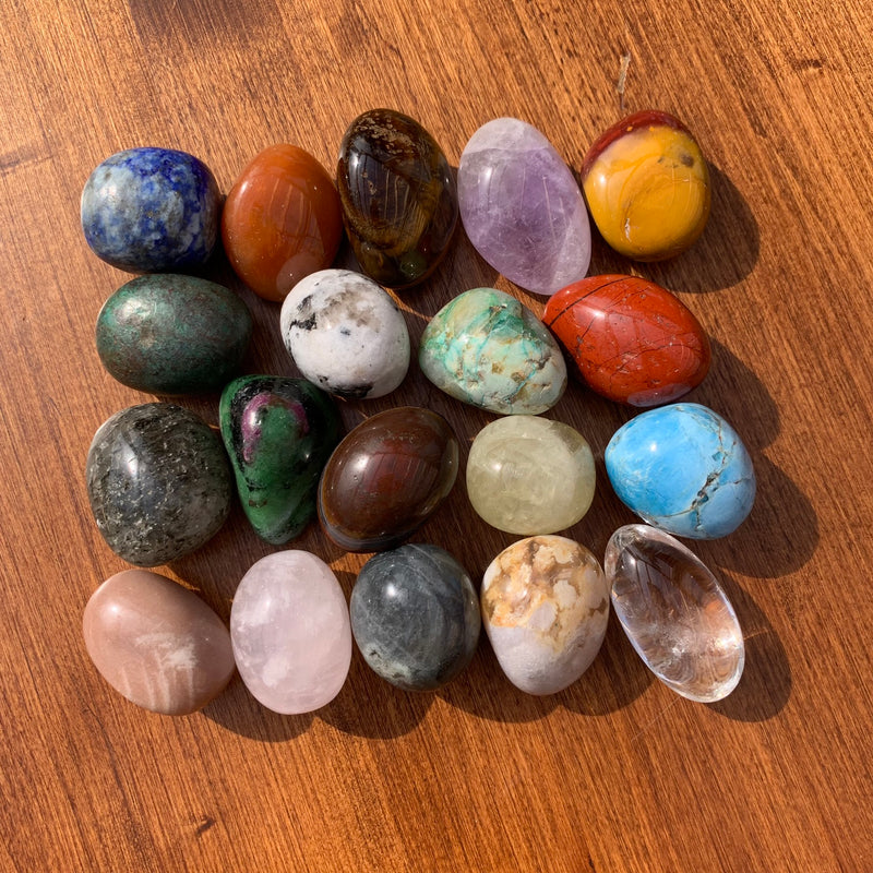 19-Piece Tumbled Stones Collectors Kit