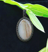 70% OFF Chalcedony Agate Macramé Pendant Necklace