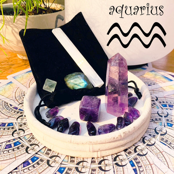 AAA Aquarius Zodiac Crystal Fusion Set With Pouch