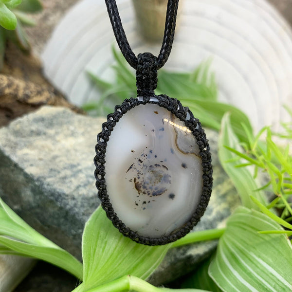 Chalcedony Macramé Pendant Necklace