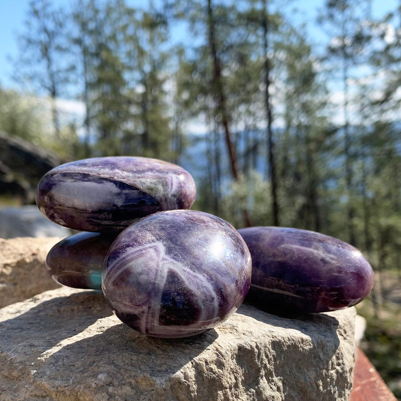 Dream Amethyst Palmstone