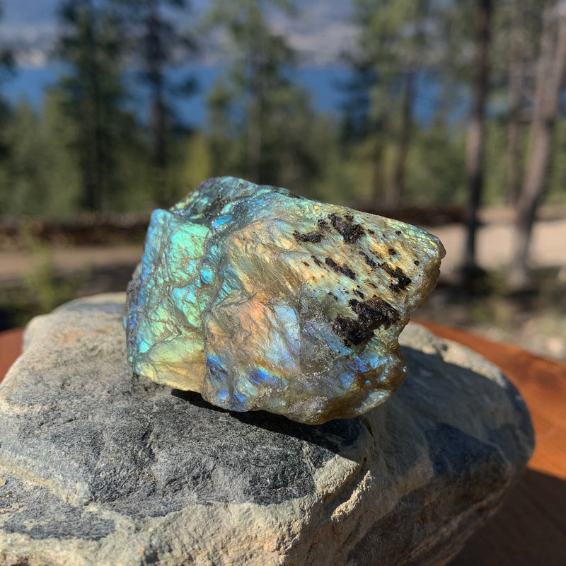 Flash Labradorite Natural Stone