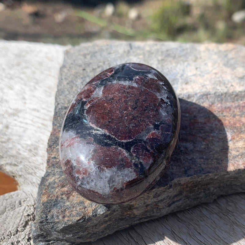 Garnet Palmstone