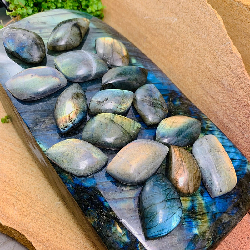 WORKING ON Labradorite Cabs - rawstone