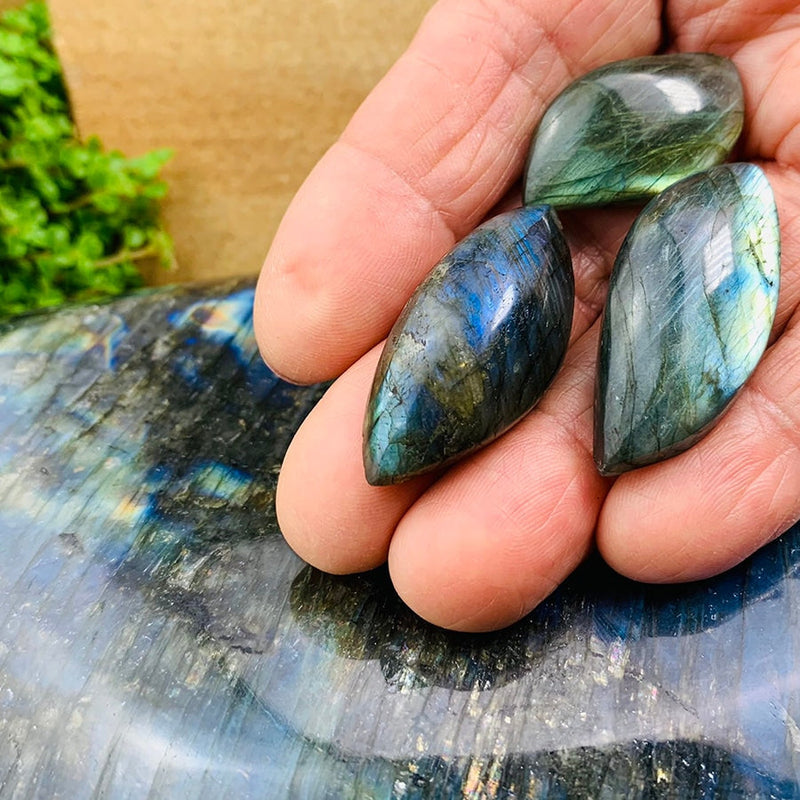 WORKING ON Labradorite Cabs - rawstone