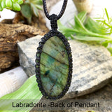 Labradorite Macramé Pendant Necklace