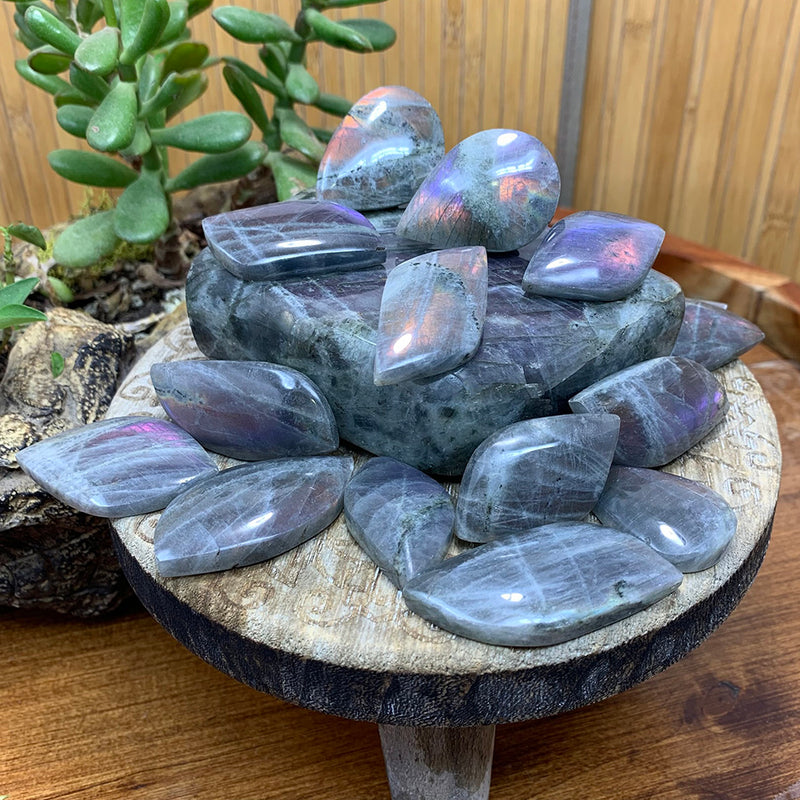 Labradorite Flash Purple Cabochon