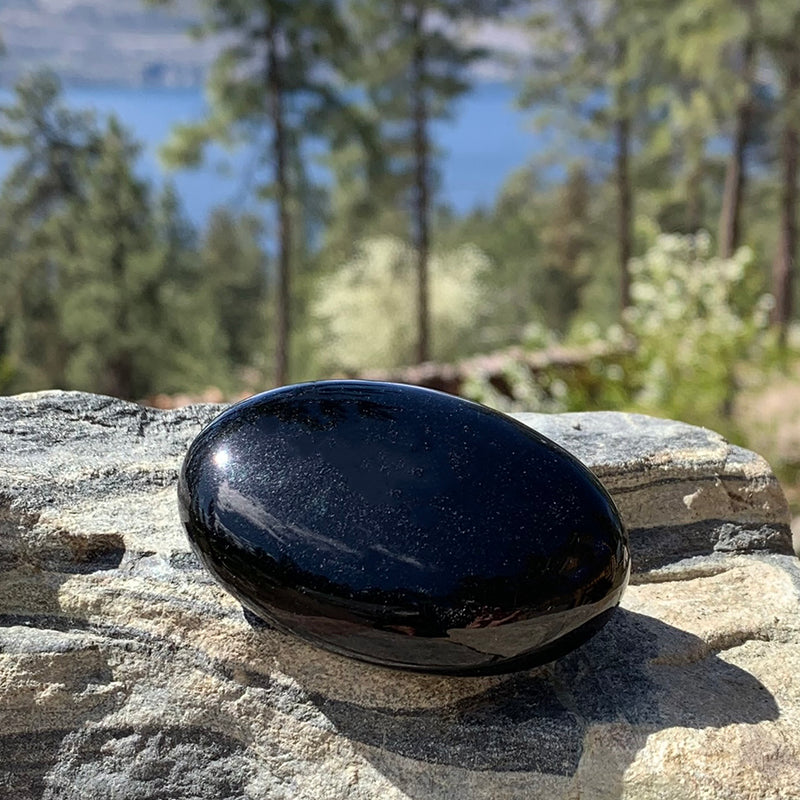 Obsidian Palmstone