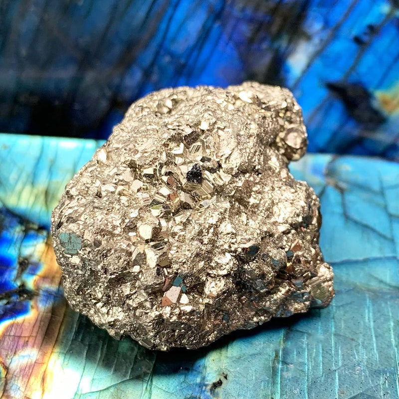 Pyrite - The Stone of Good Fortune - rawstone