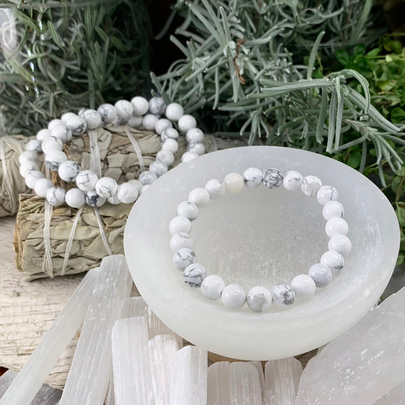 Mala White Howlite Bracelet With Velvet Pouch