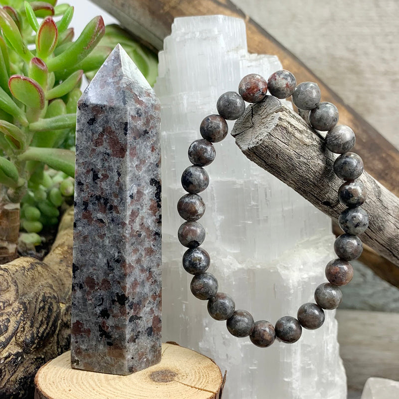 Yooperlite - The Stone that Glows + Mala Bracelet Combo Set 👉 70% Off